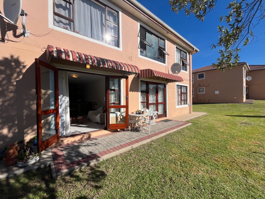 2 Bedroom Property for Sale in Durbanville Western Cape